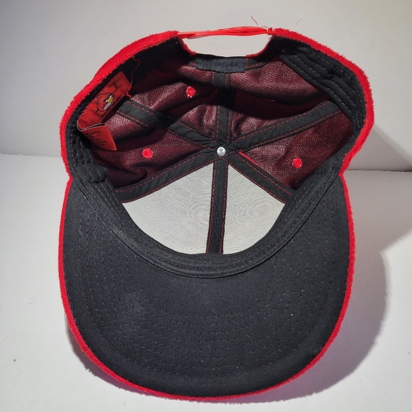 2012 RED ANGRY BIRDS Baseball Cap Hat Fuzzy Flatbill Adjustable Snapback. - Picture 6 of 7